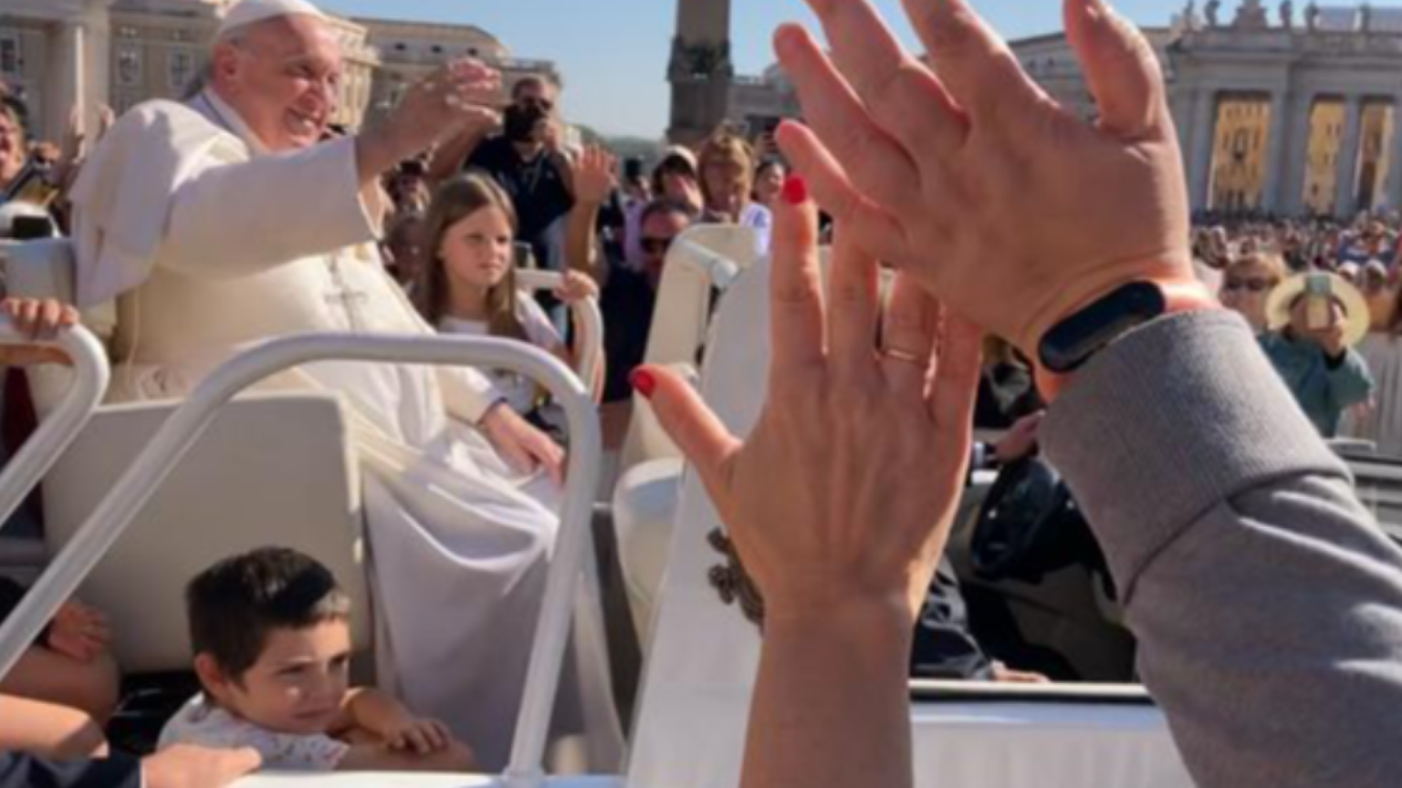 Papa Francesco a Cl: «Don Giussani padre e maestro. Avanti nell'unità»