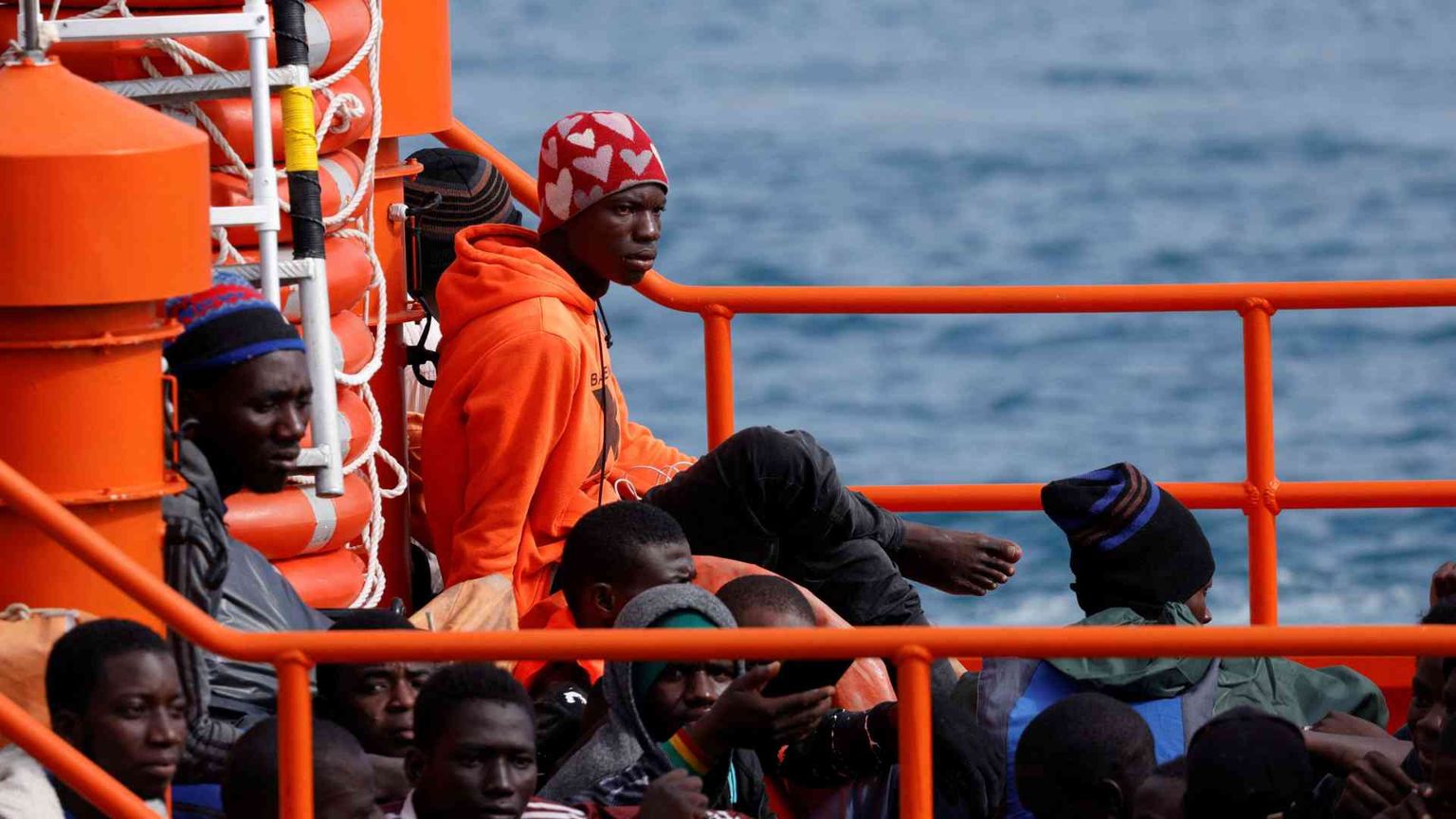 Respingimenti dei migranti e irregolarità, Strasburgo “processa” Frontex