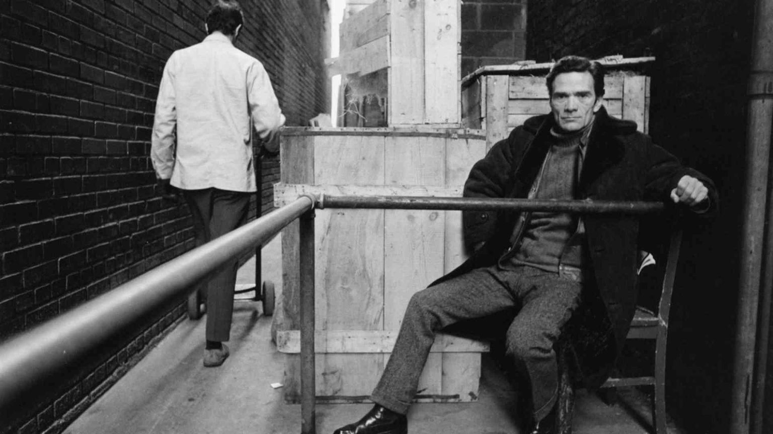 Pasolini e la fotografia: se la sua immagine è anche il suo capolavoro