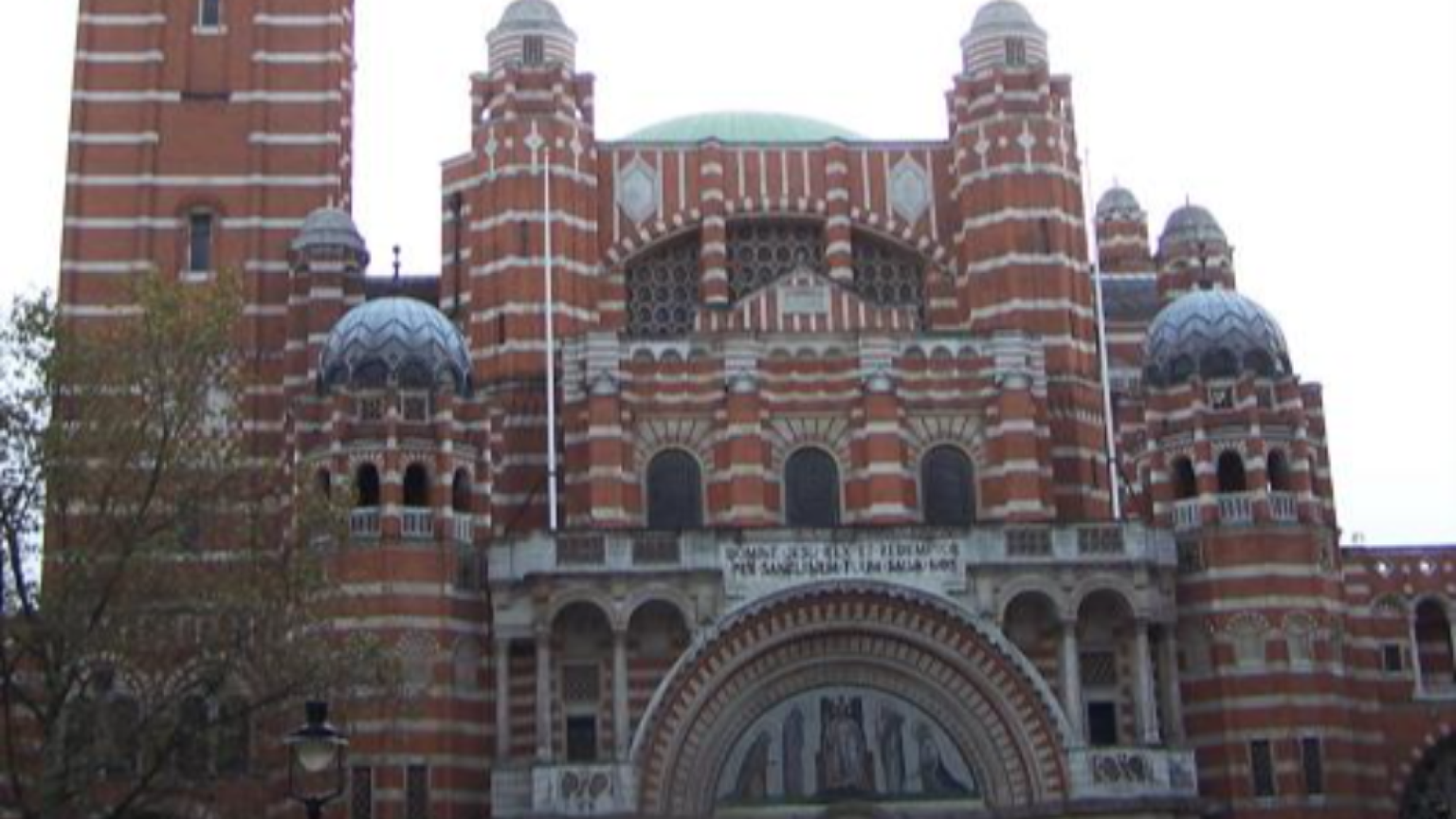 Inchiesta di Stato sugli abusi: nel Regno Unito 7mila vittime