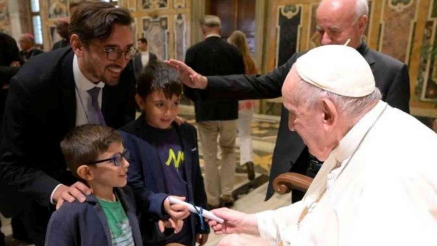 Il Papa: la famiglia non è un'ideologia, è una realtà