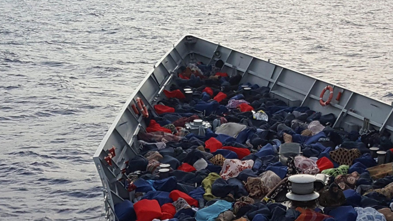 Quasi 1.200 persone soccorse dalla Guardia costiera italiana