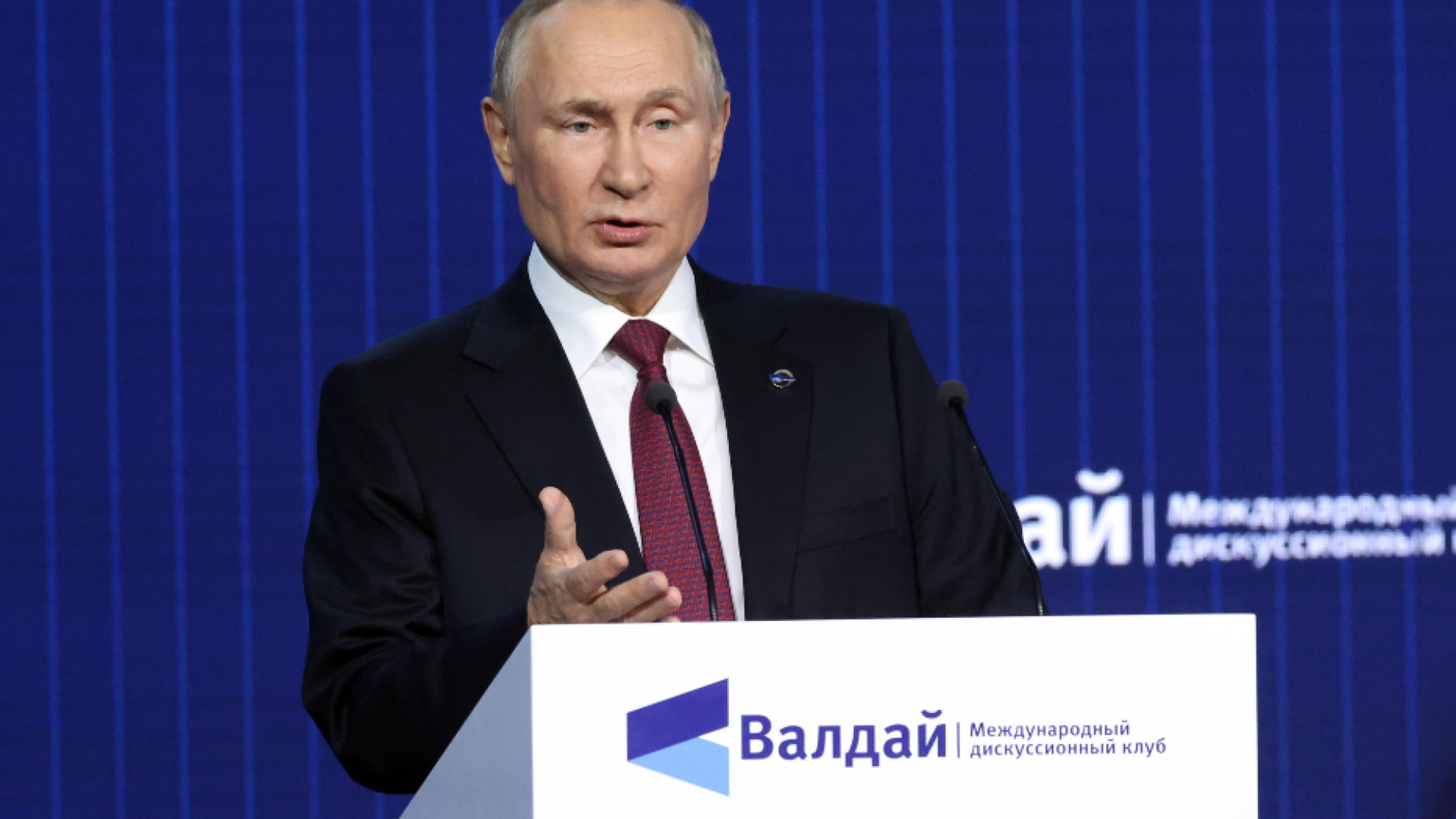 Putin cita Solgenitsin: "L'Occidente soffre di una cecità da superiorità"