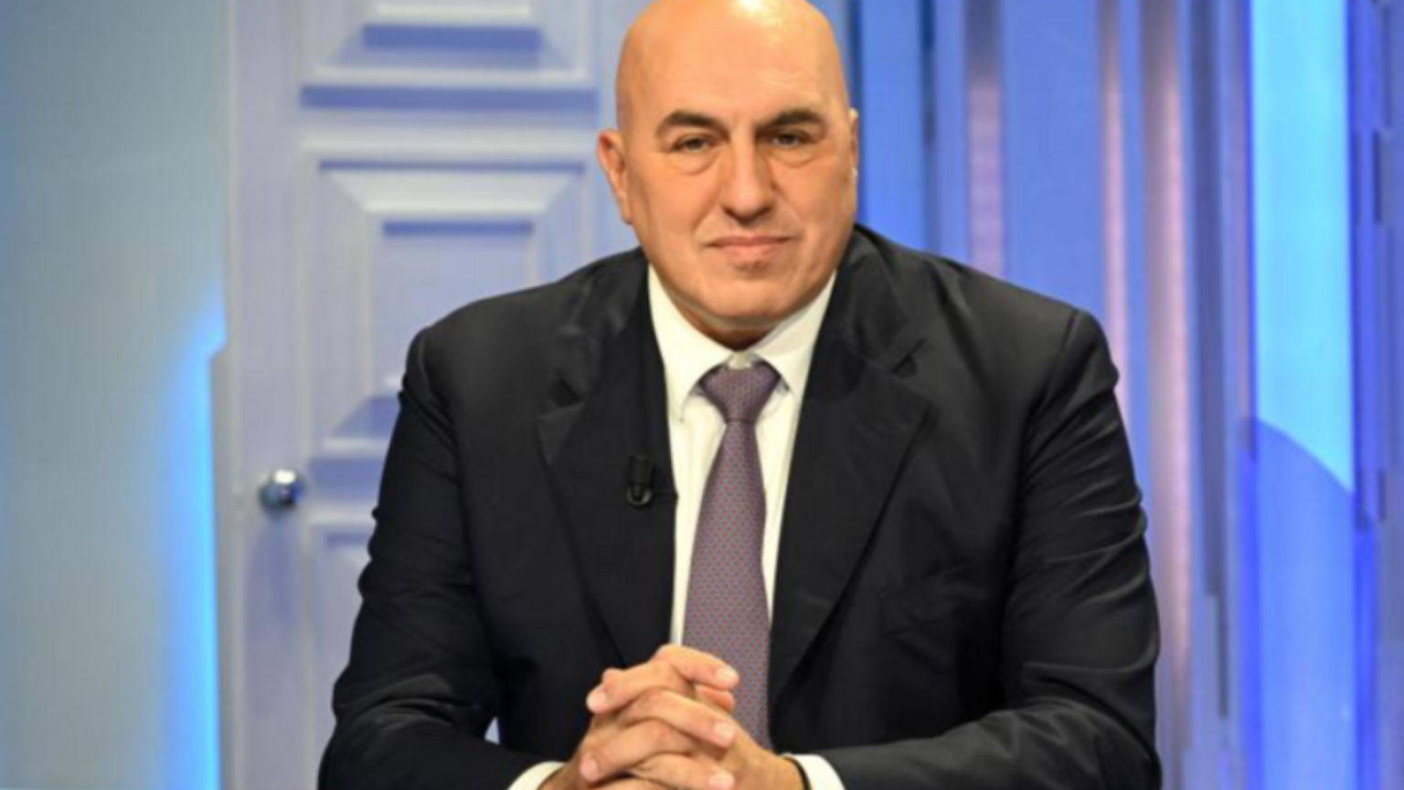 Crosetto: ammiro i pacifisti ma daremo ancora armi