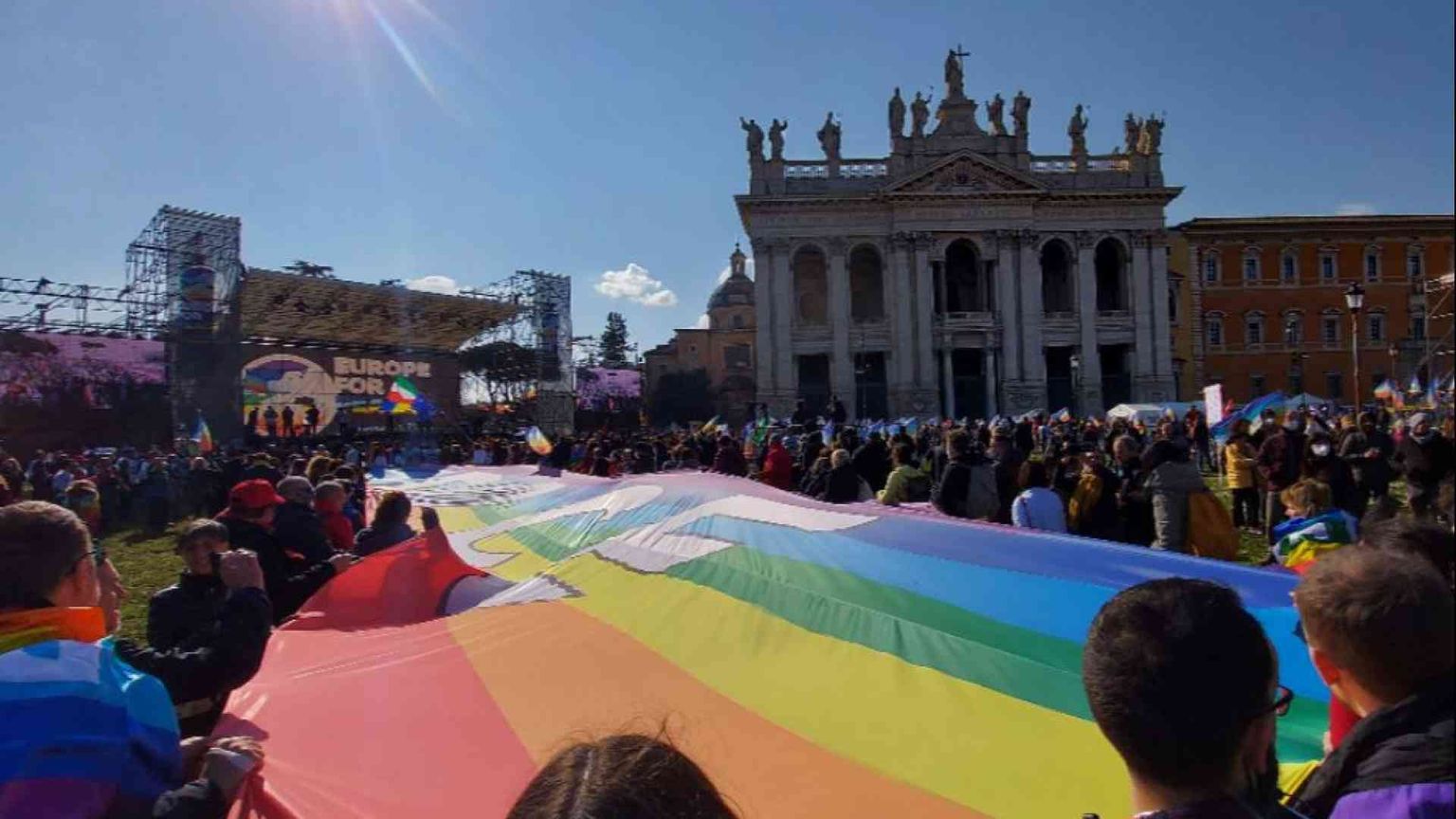 Ore 12, l'Italia in cammino per la pace. Ecco cosa c'è da sapere