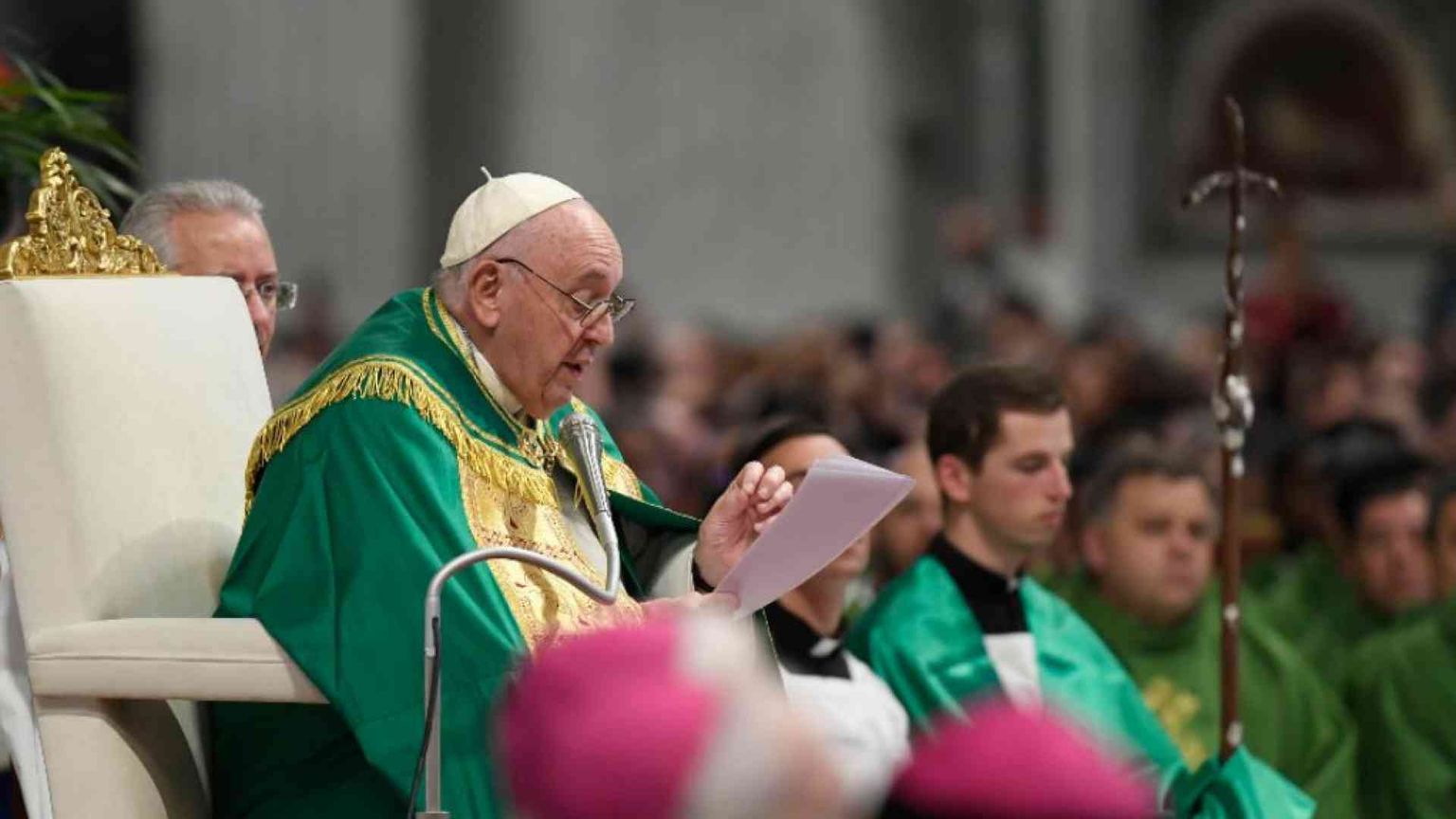 Il Papa: c'è la terza guerra mondiale, chiediamoci cosa fare