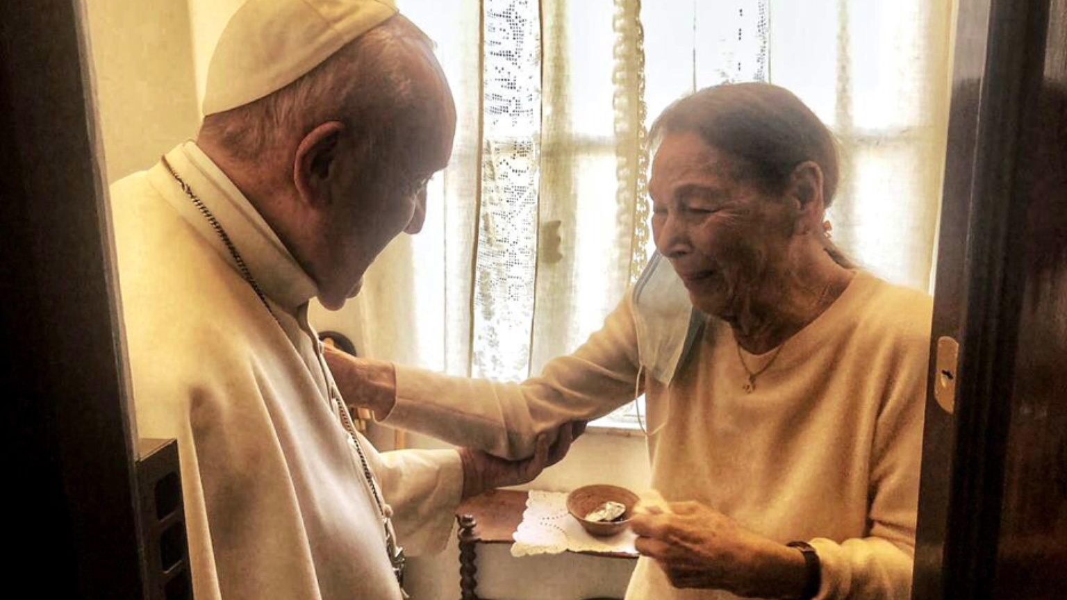 Francesco e la poetessa Bruck, un'amicizia oltre il buio della storia