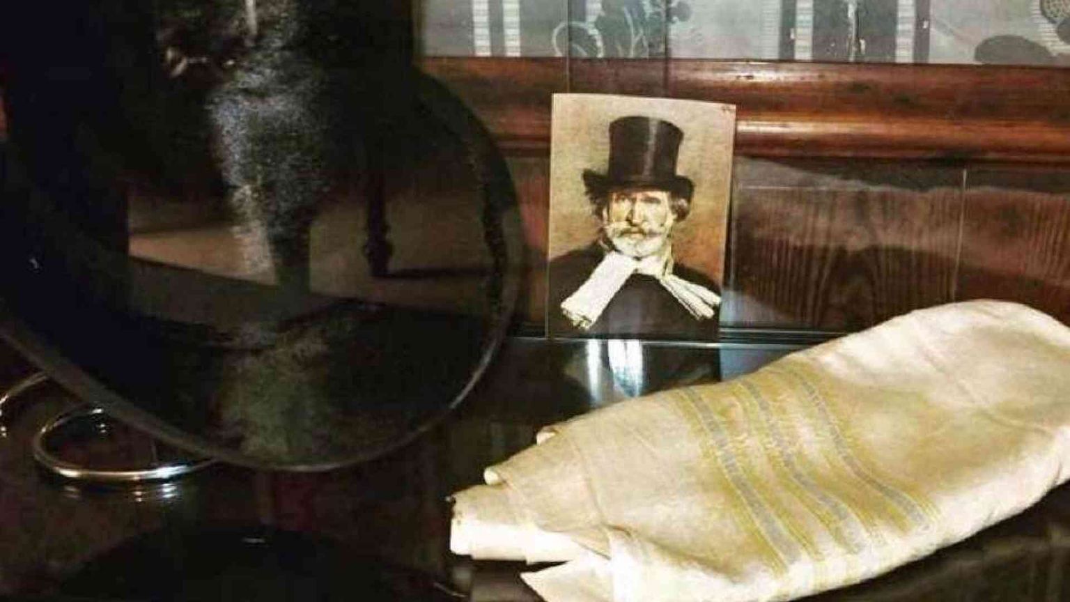 All'asta la Villa di Verdi. Le star della lirica si mobilitano