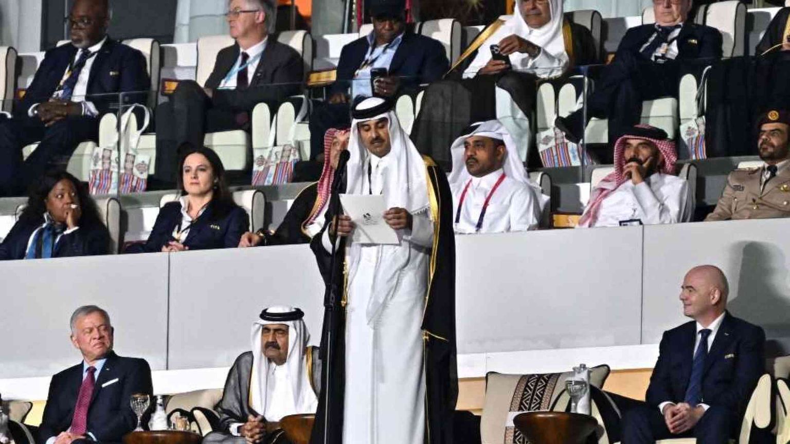 La brutta figura dei Mondiali in Qatar e della Fifa, il coraggio degli iraniani