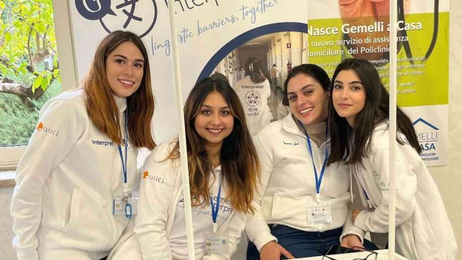 Mano nella mano: con i giovani di TaGG l'ospedale non è più un labirinto