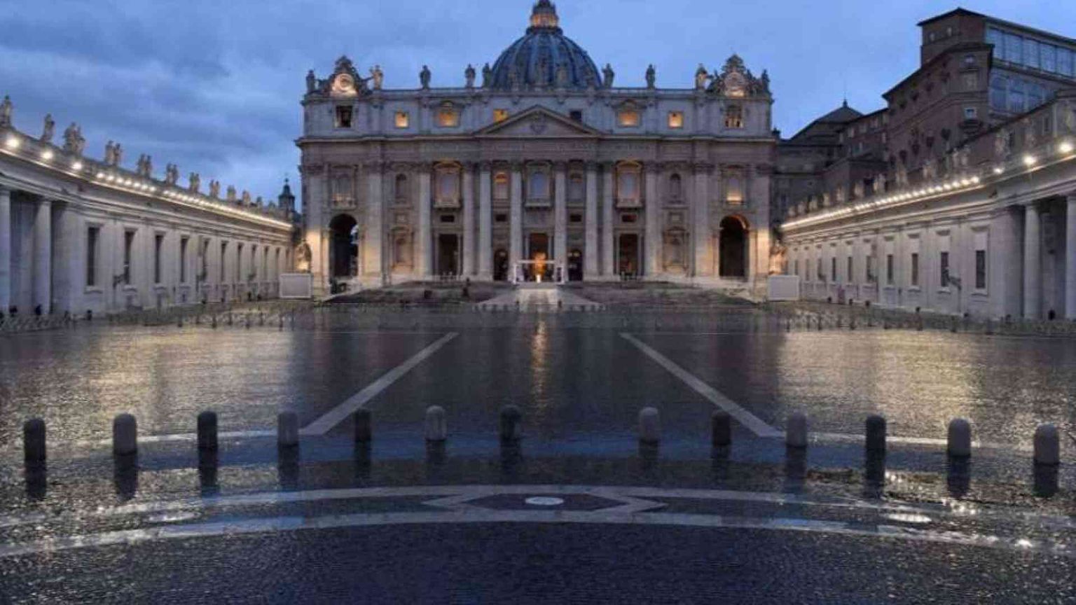Senza dimora muore in piazza San Pietro. Il dolore del Papa