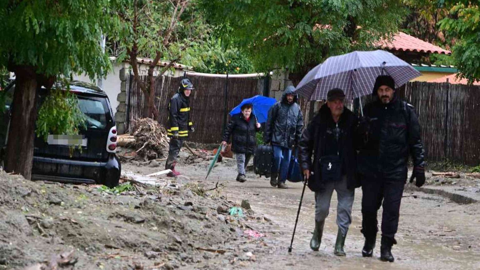 La frana a Ischia, il vescovo: «Parrocchie e Caritas in prima fila negli aiuti»