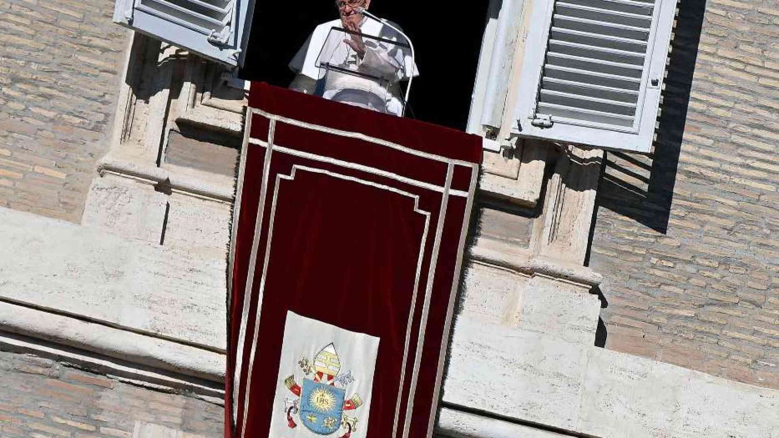 Il Papa: In Avvento: svegliamoci, Dio è presente nelle cose di ogni giorno