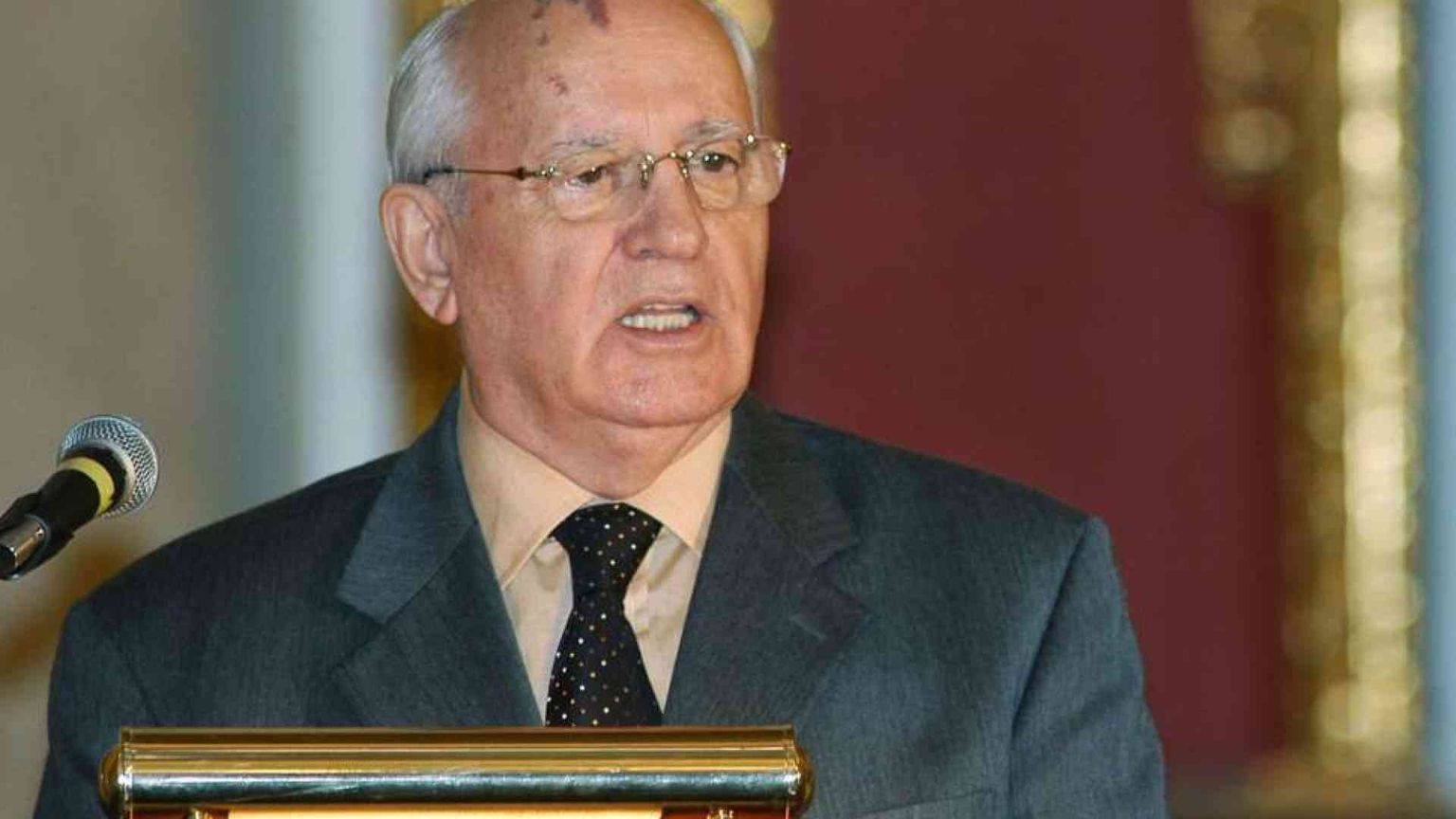 Gajdar: «Le riforme fallite che hanno condannato la Russia post-sovietica»