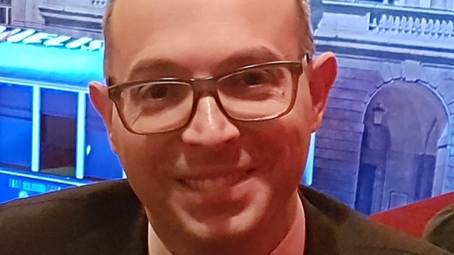 Ma l'arte non può e non deve finire in ostaggio dei sentimenti della guerra