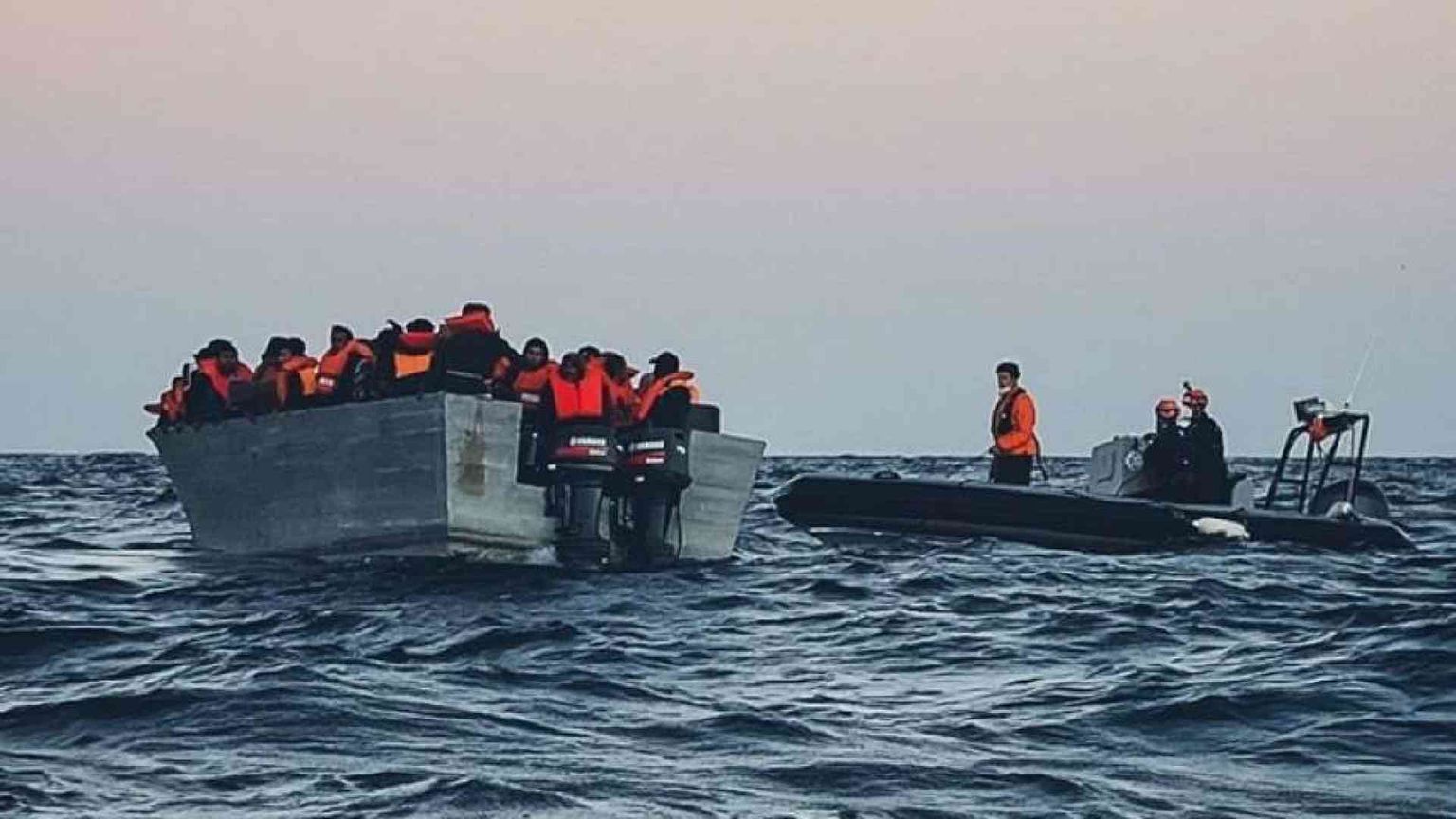 I porti italiani aprono alle navi Ong. Il Viminale: nessun dietrofront