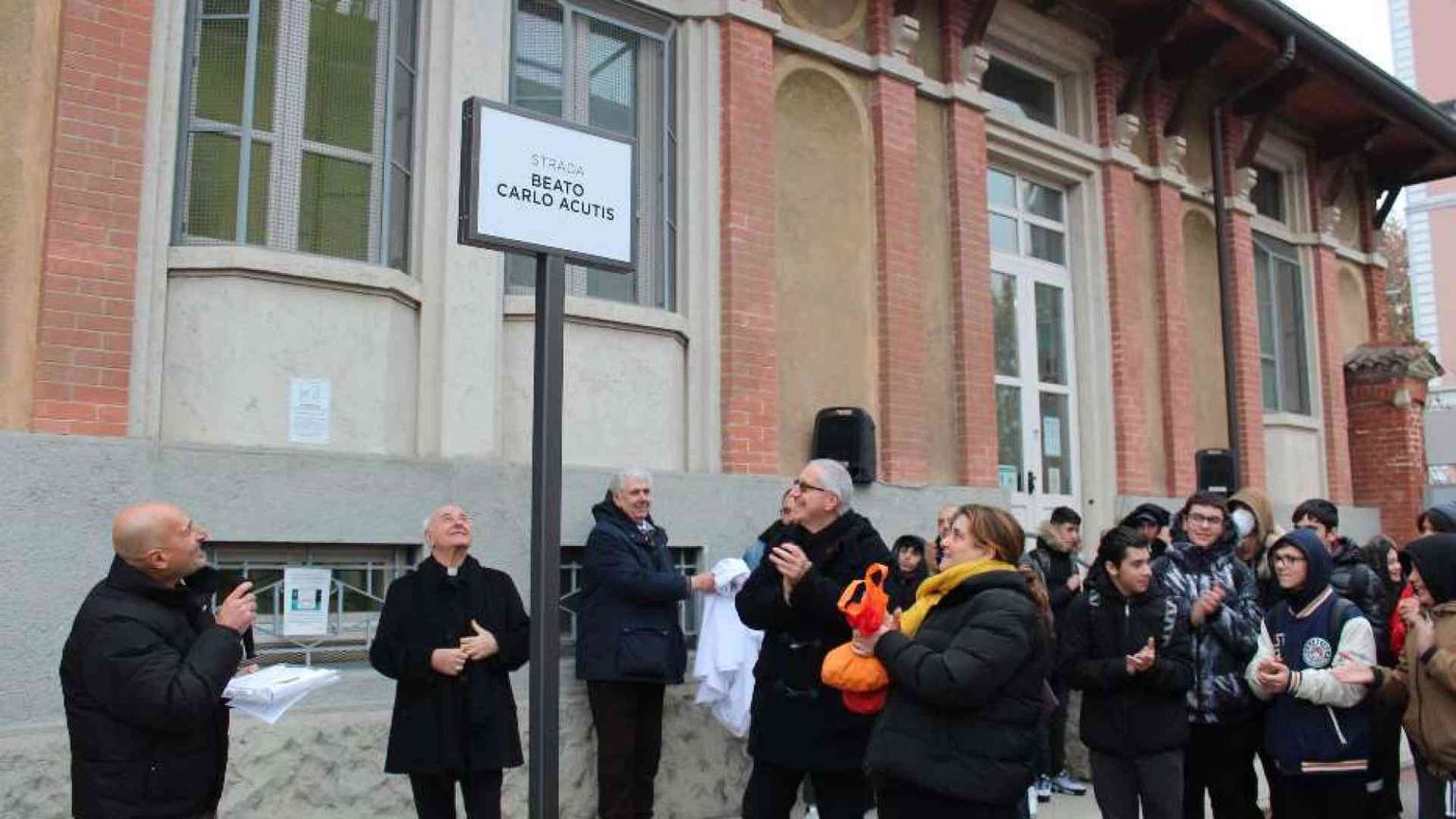 A Milano una strada intitolata a Carlo Acutis