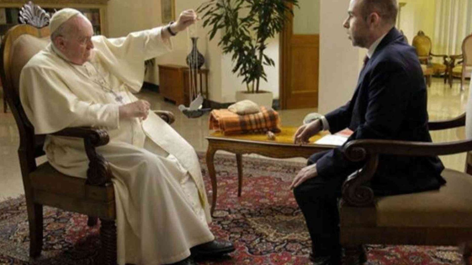 Papa Francesco e il "Natale che vorrei". «Ho 86 anni, mi sento felice»