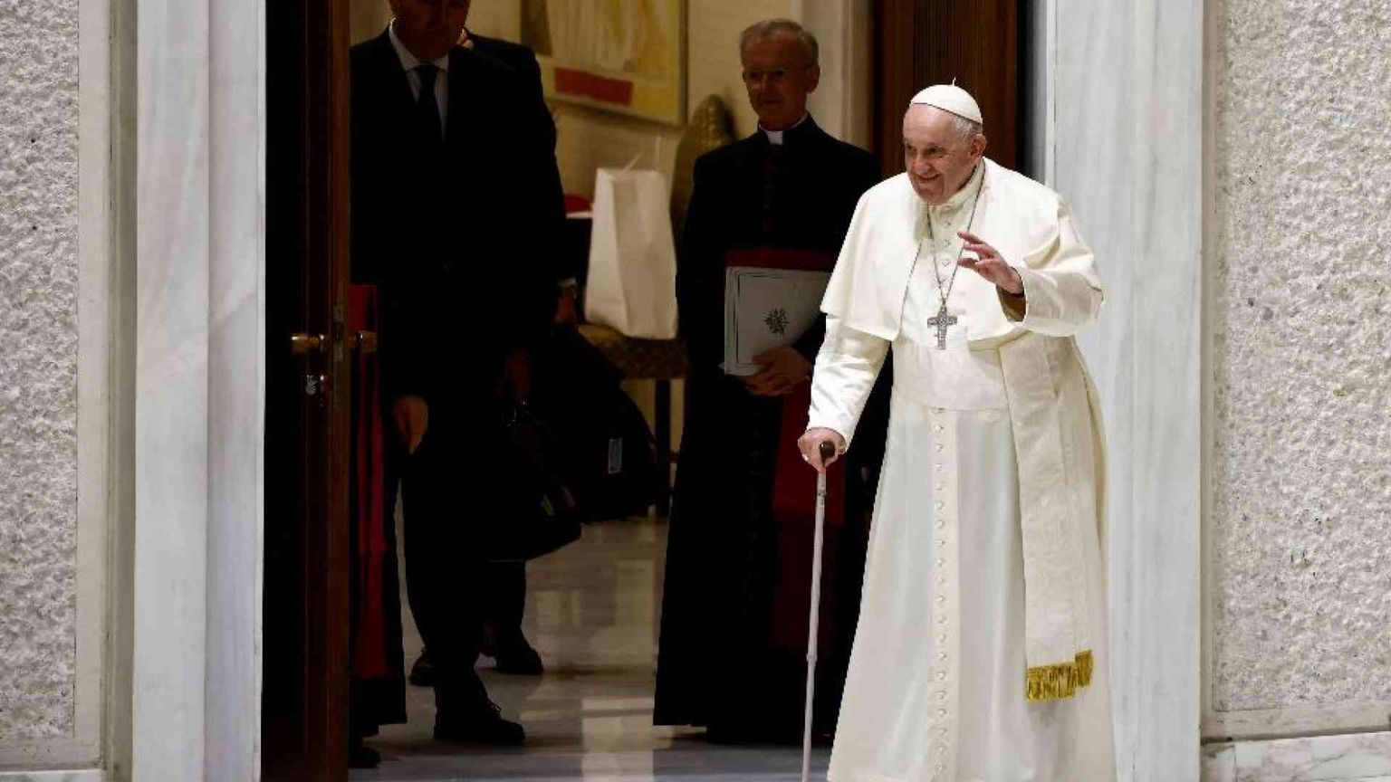 Il Papa: pensiamo ai bambini ucraini che non riescono a sorridere