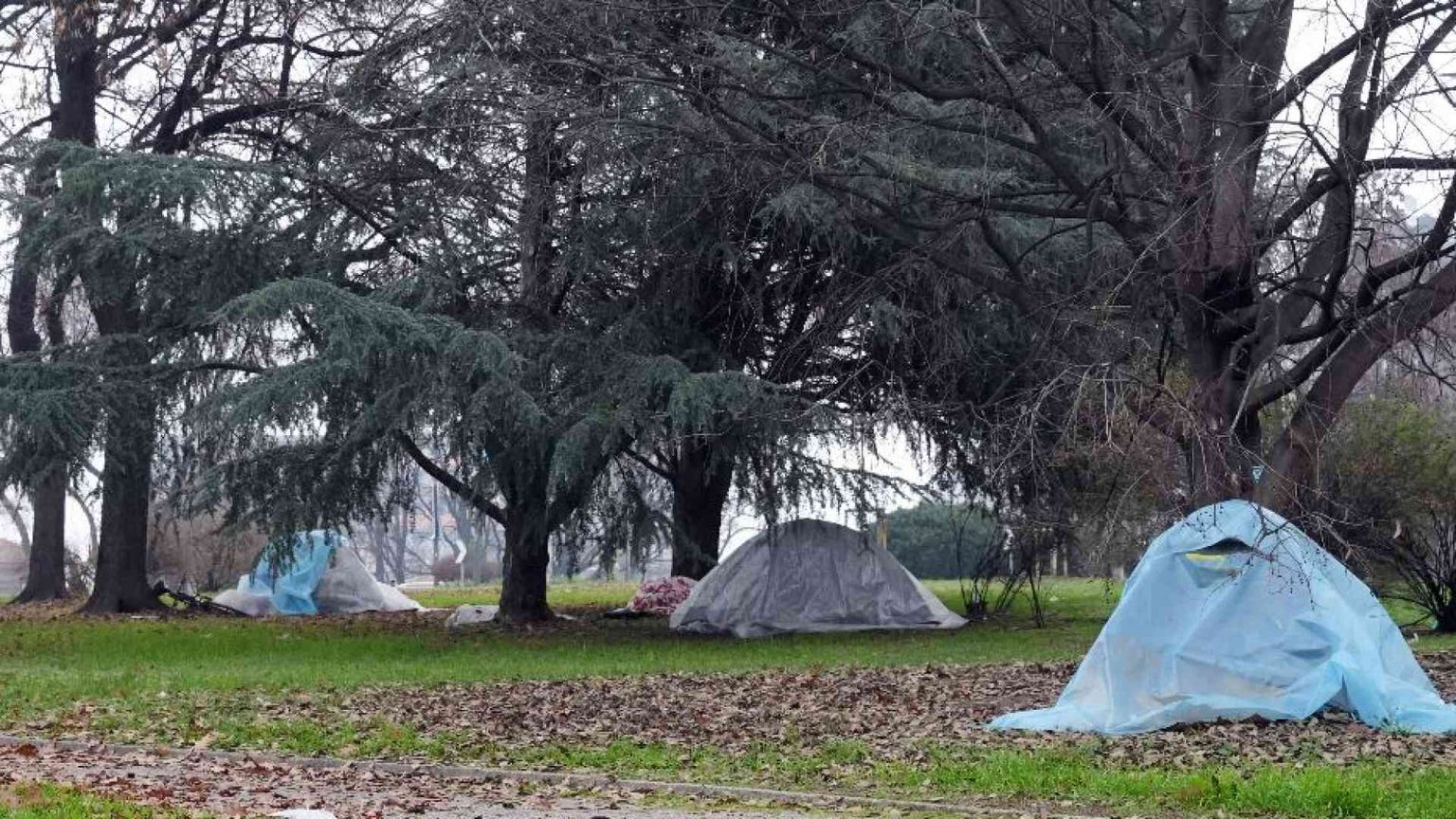 Marco, Hamza e gli accampati. «A Milano la casa è una tenda»