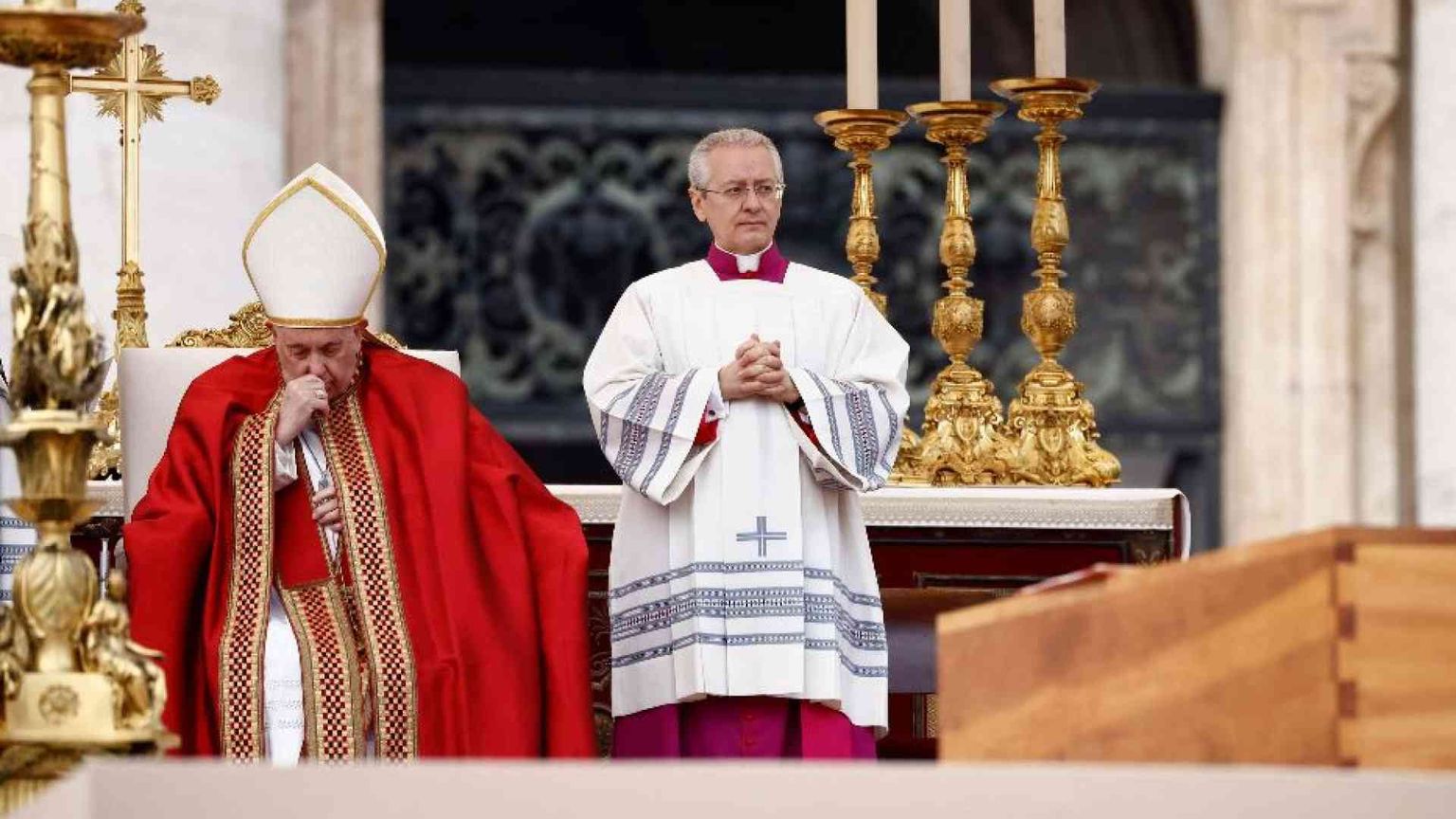I funerali di Benedetto XVI, Francesco: «Che la tua gioia sia perfetta»