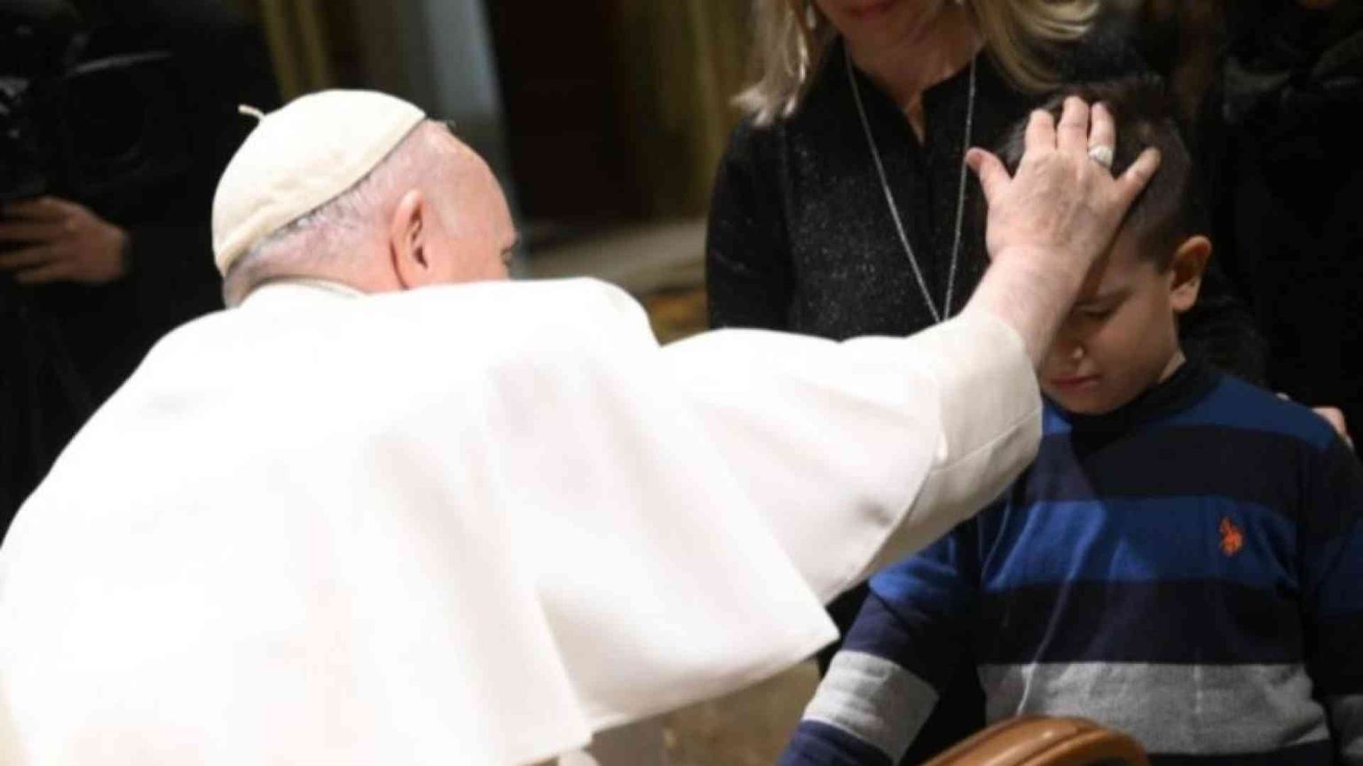 Il Papa: l'analfabetismo è ancora tra le cause del sottosviluppo
