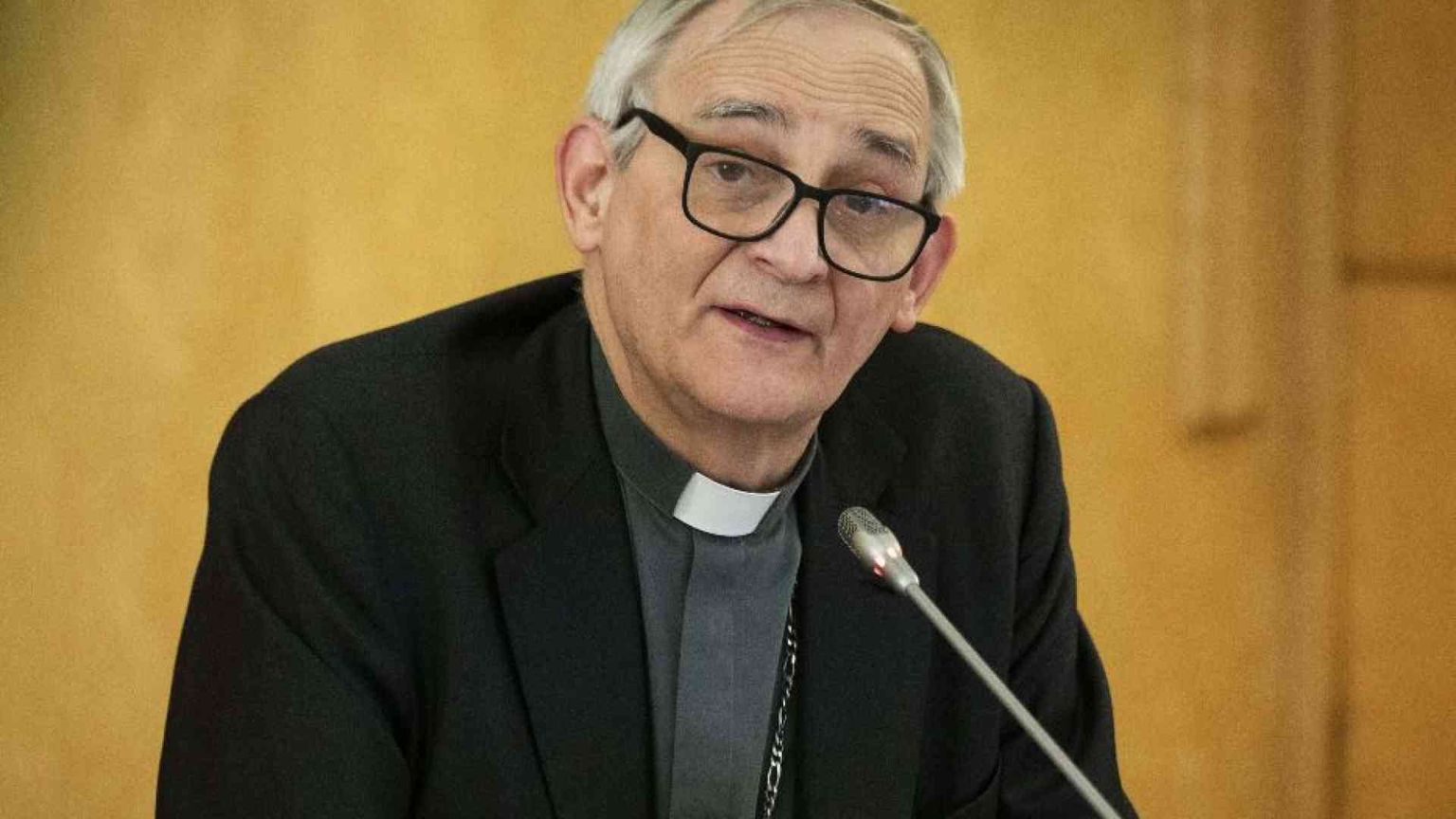 Zuppi: «Essere donne e uomini di pace. Applicare la Costituzione per intero»