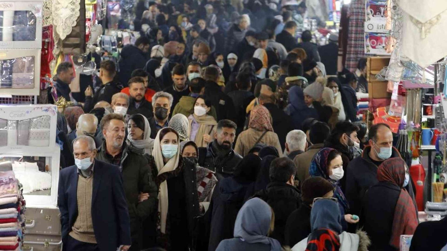 Iran, accolti i ricorsi di due condannati a morte