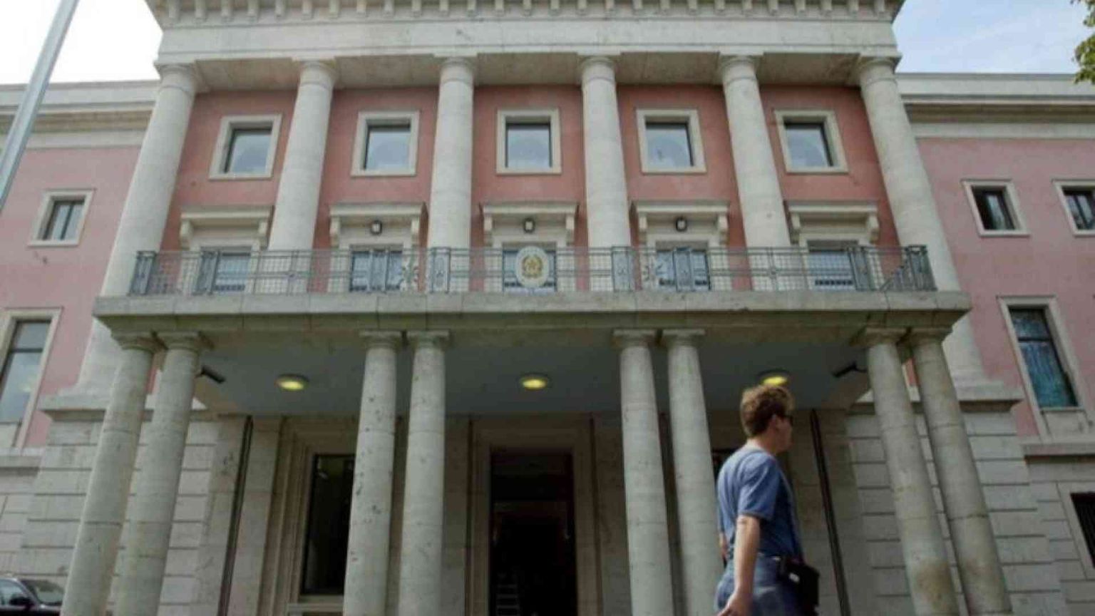 Attaccate dagli anarchici le sedi diplomatiche italiane a Berlino e Barcellona