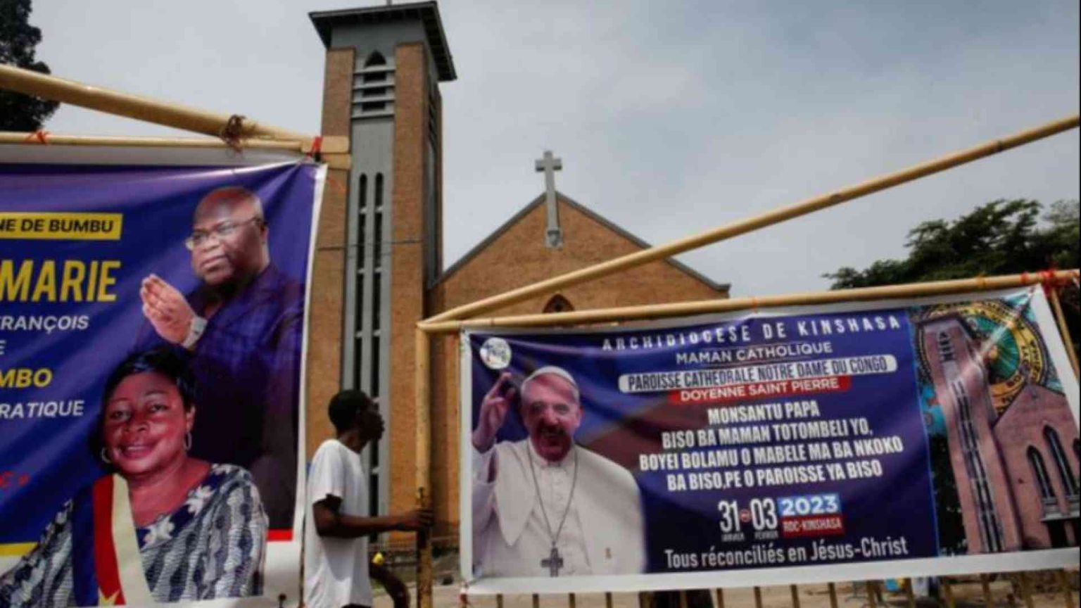 Il Papa: «Africa, basta violenze e sfruttamento»