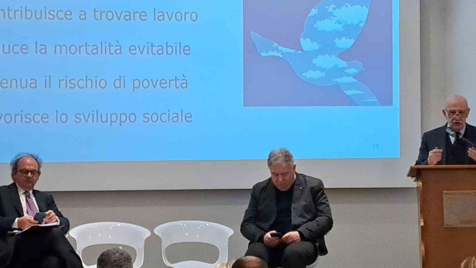 Il non profit vale 84 miliardi di euro