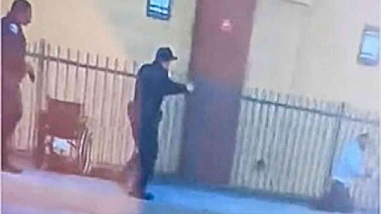 La polizia spara e uccide un afroamericano disabile su sedia a rotelle