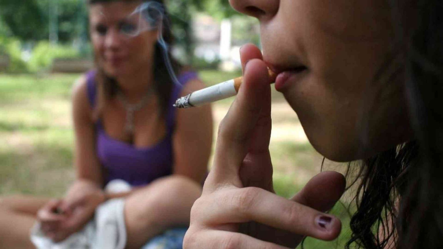 Giovani e fumo, tolleranza zero «Sigaretta prima causa di morte»