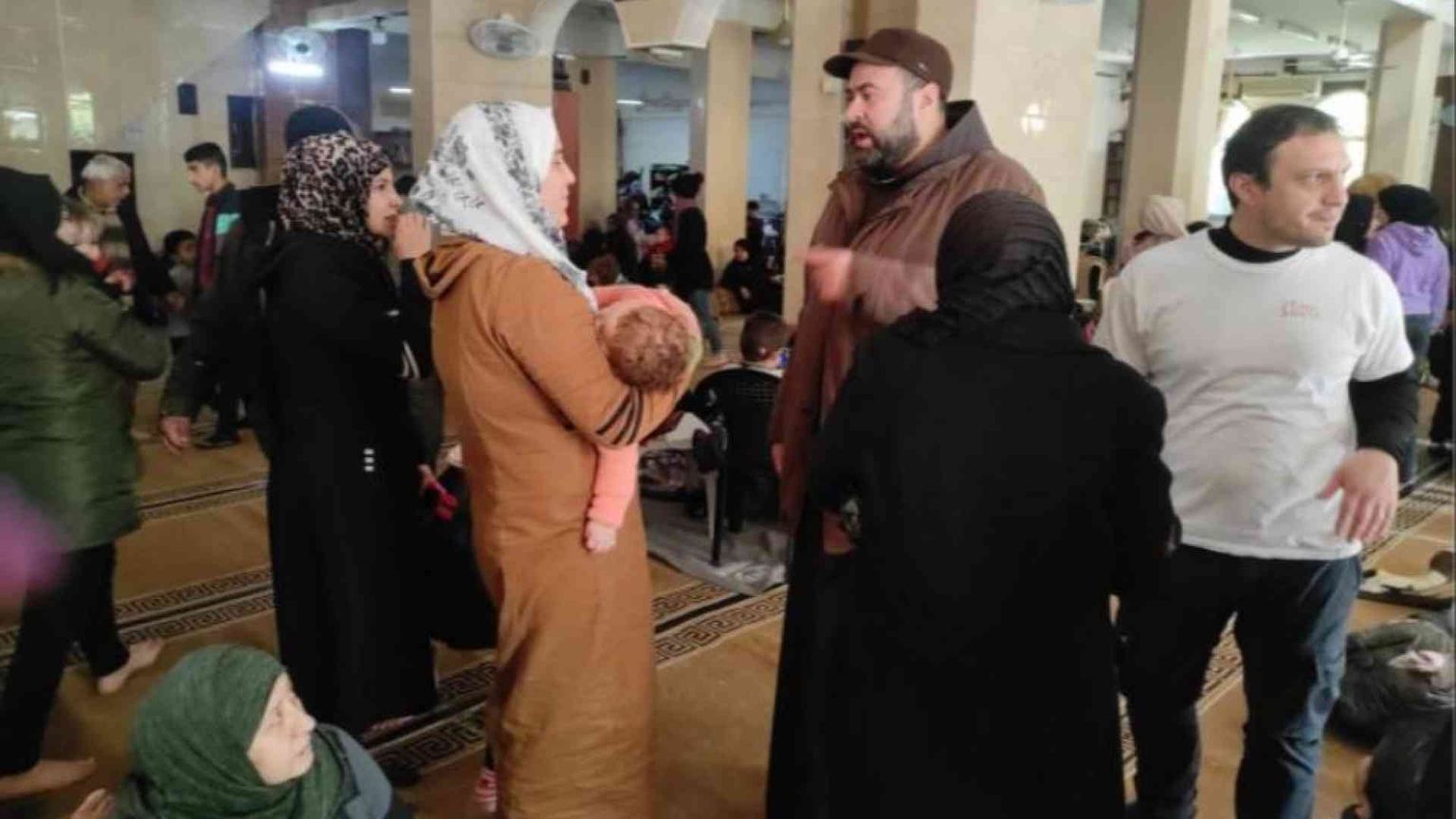 Padre Bahjat Karakach: «Almeno ora togliete le sanzioni alla Siria»