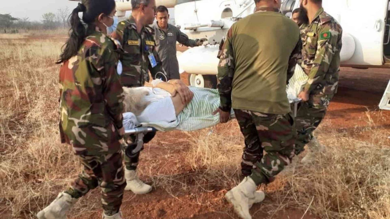 Sta meglio il missionario di Lecco: l'auto era saltata su una mina