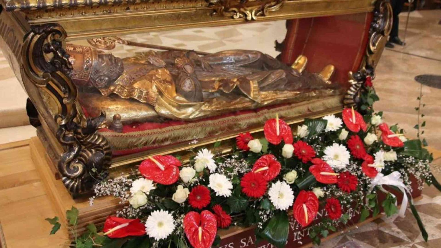 Valentino, il Santo senza Volto. Ecco perché (e come) lo si celebra