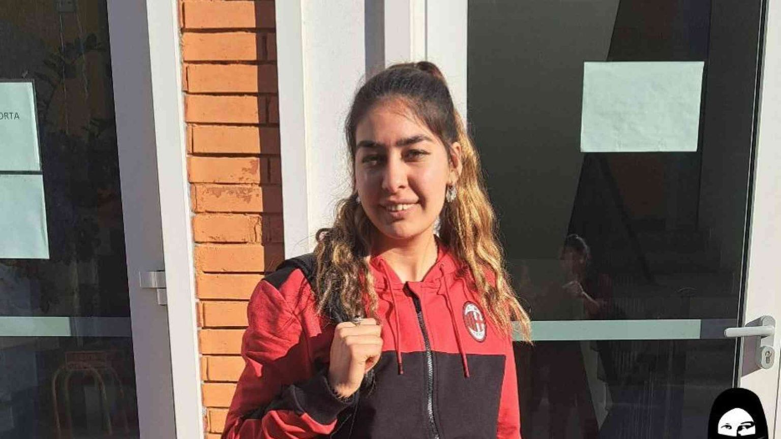 Nazira, che adesso è libera di giocare a calcio