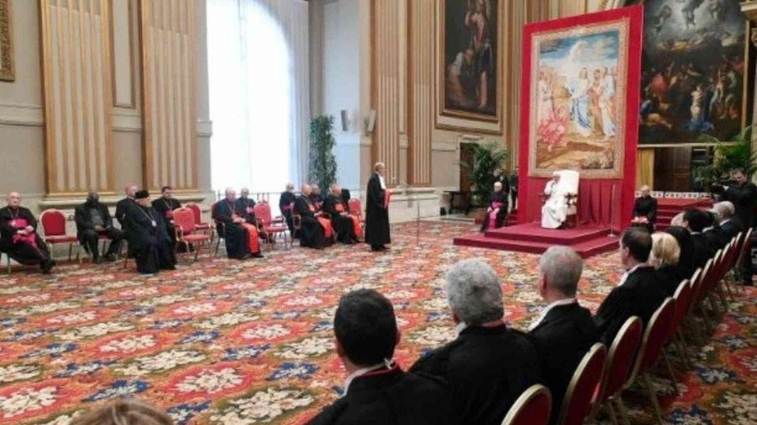 Papa: il problema non sono i processi ma i fatti che li determinano