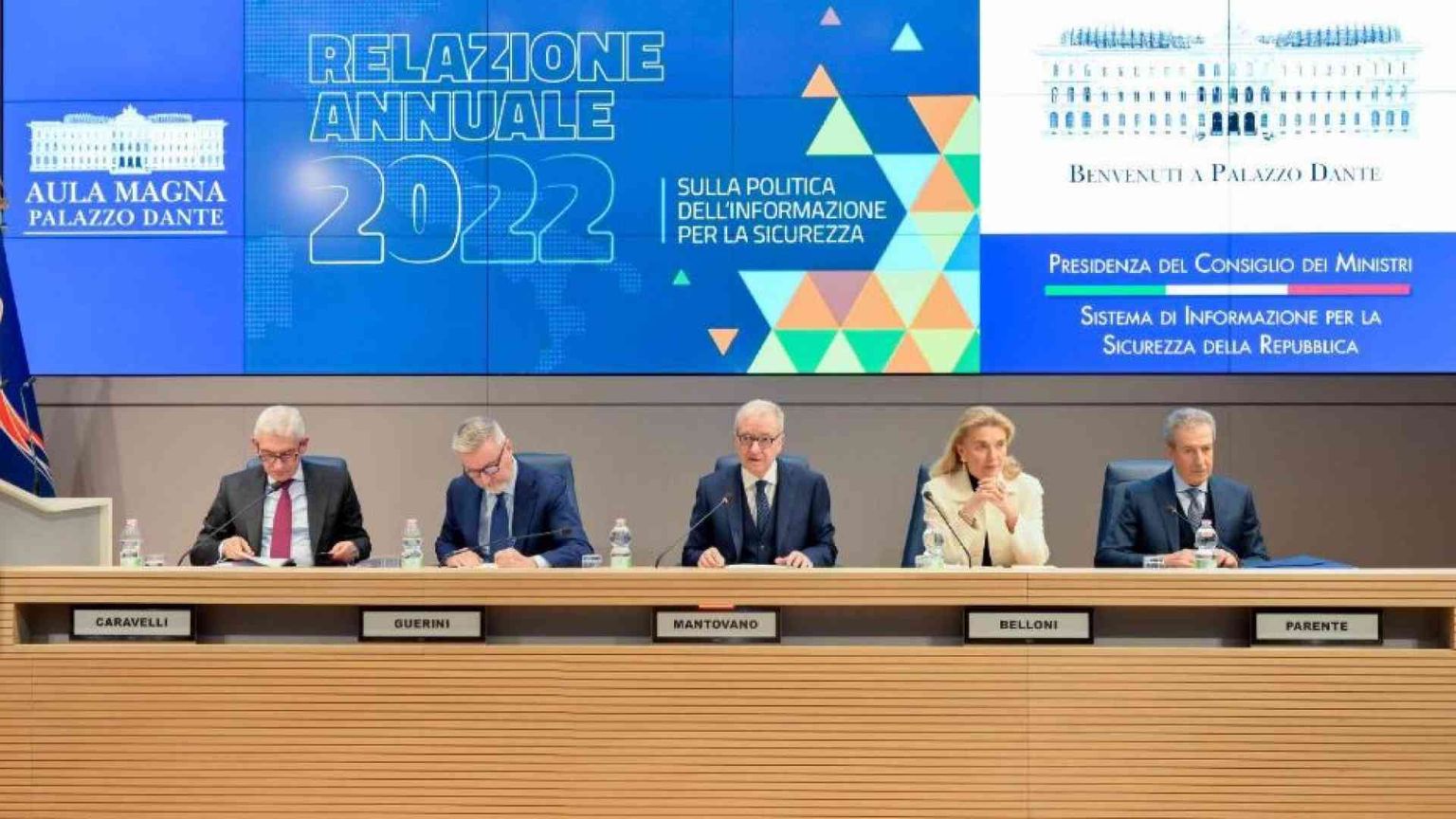 L'Intelligence italiana: la Russia si prepara a una guerra di lungo corso