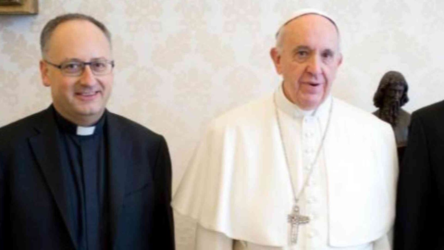 Spadaro: «Diplomazia dell’umiltà, la rivoluzione di Francesco»