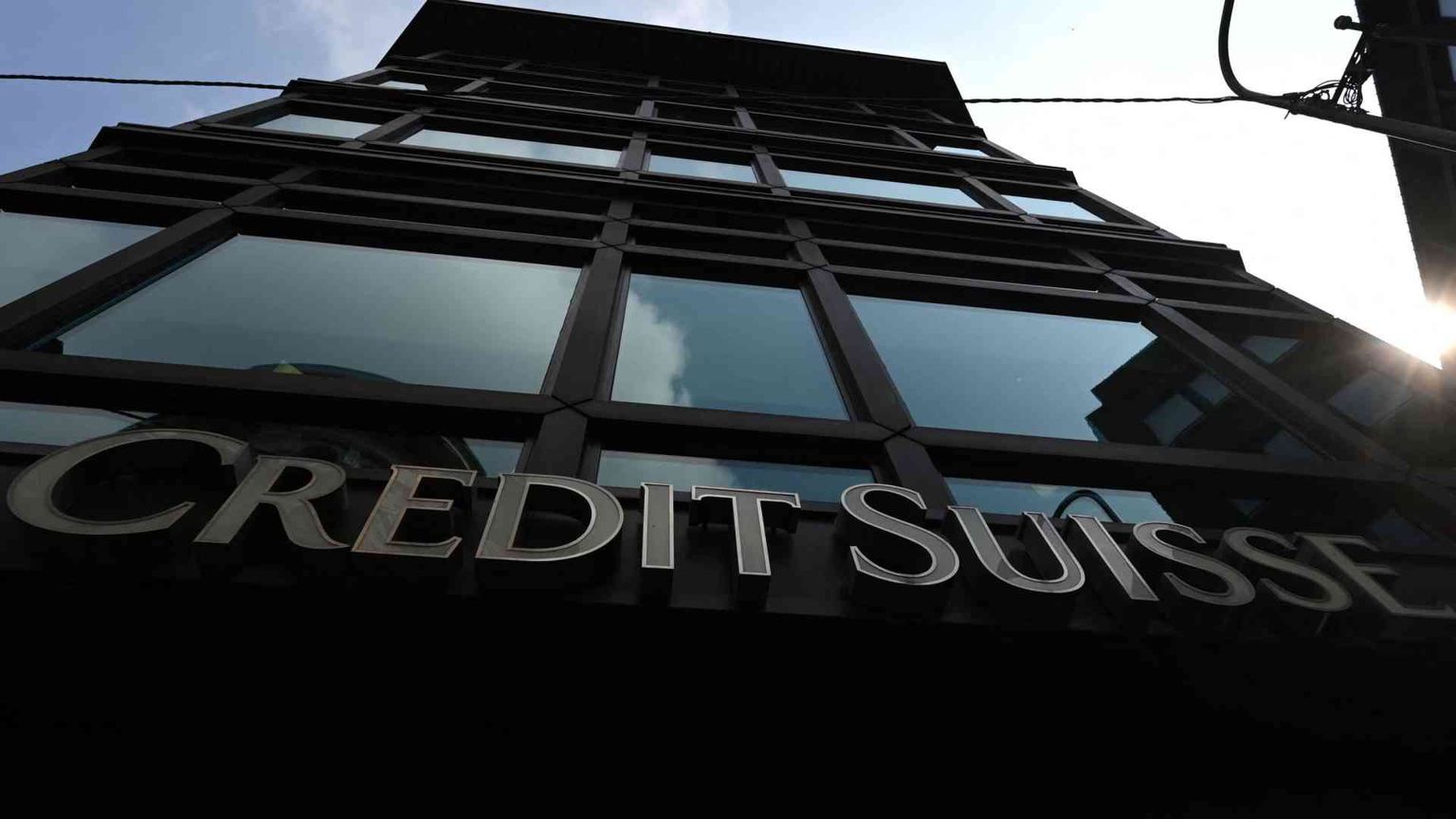 La banca nazionale svizzera alza i tassi di 50 punti base