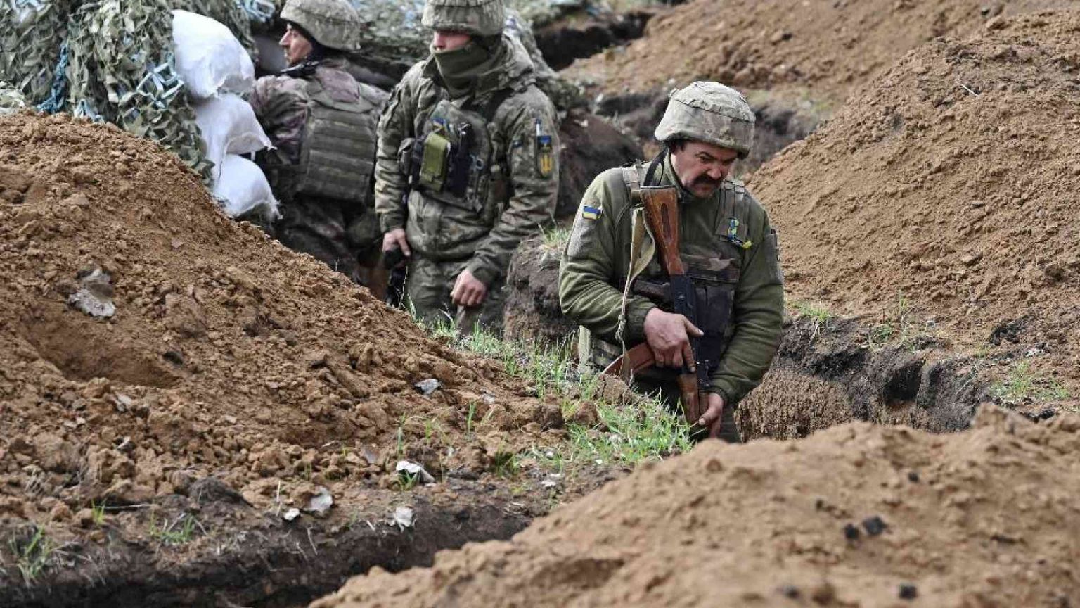 I video-choc della decapitazione di soldati ucraini. Mosca: verificheremo