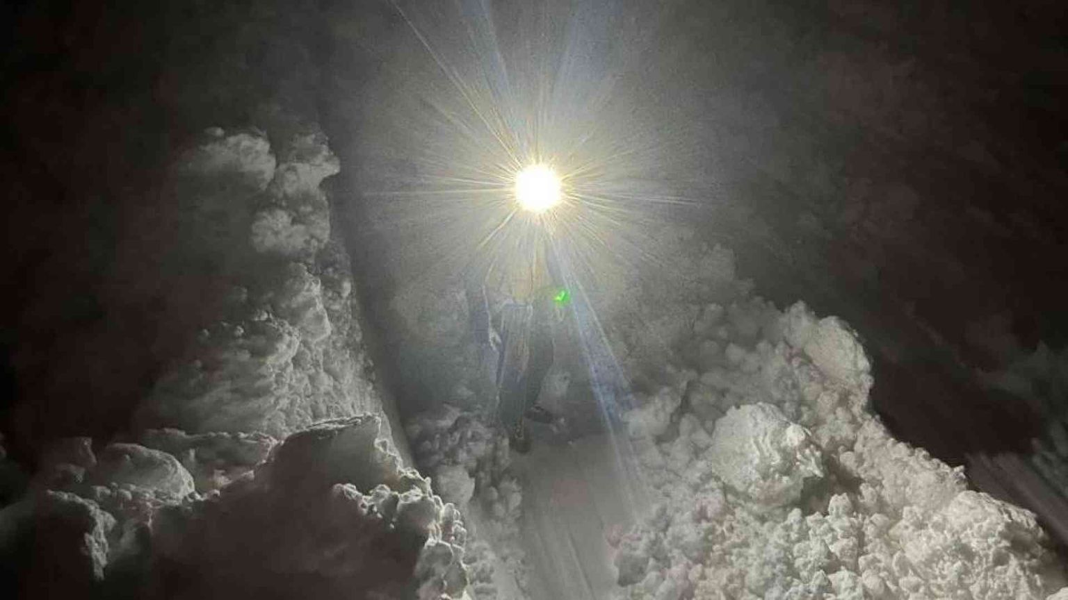 Valanga in Valle d'Aosta, trovati i corpi dei tre dispersi