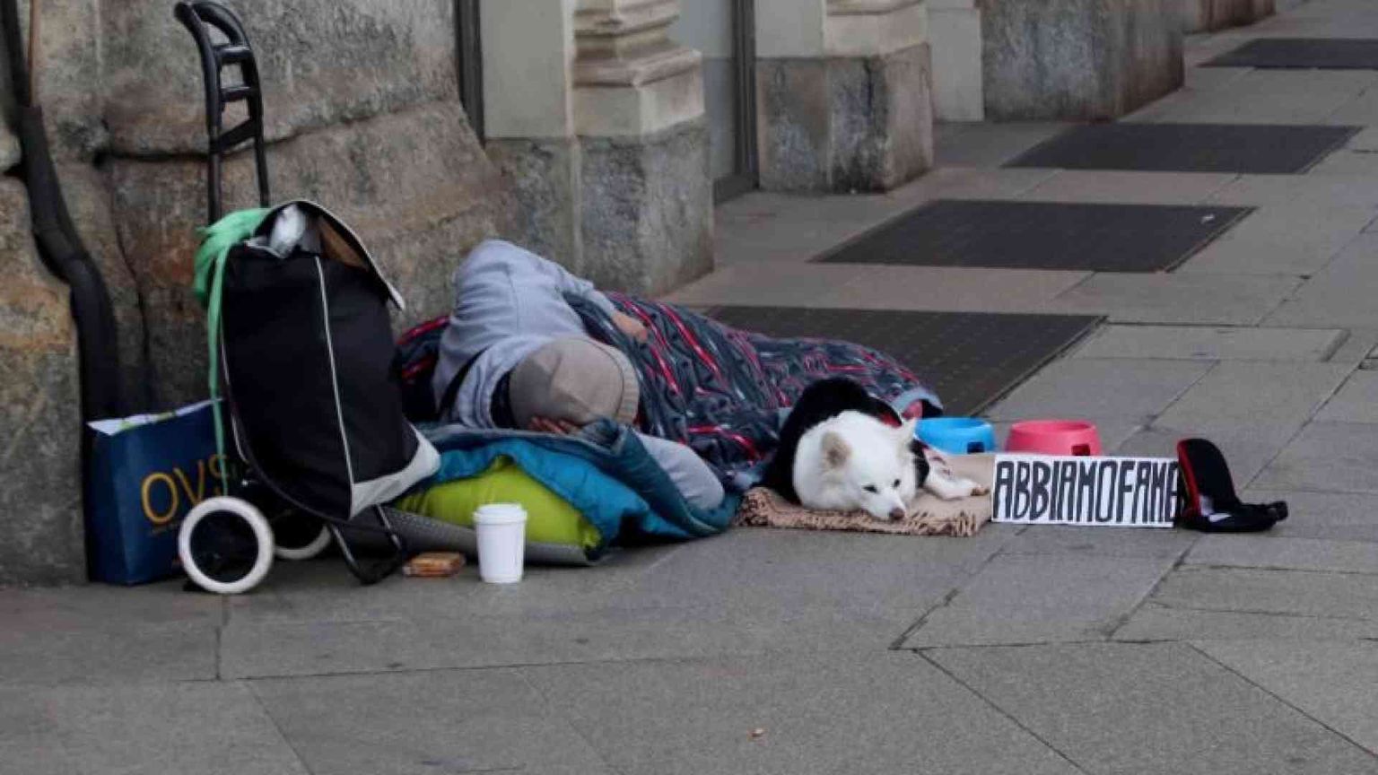 Casa, cibo, servizi (oltre al Reddito); il piano Caritas per l’Italia dei poveri