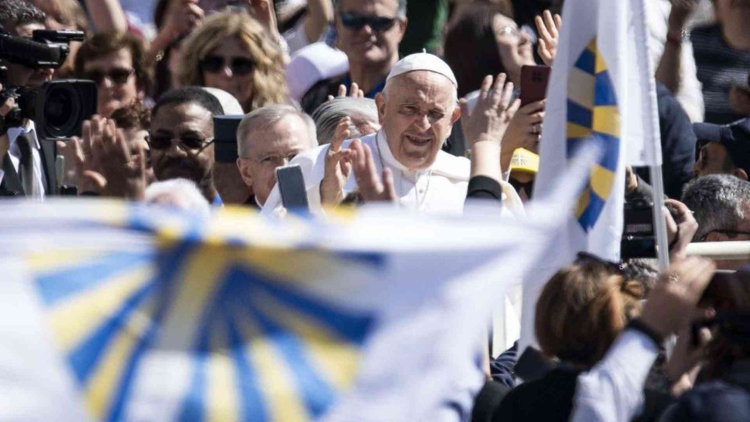 Il Papa: piena fiducia alle donne