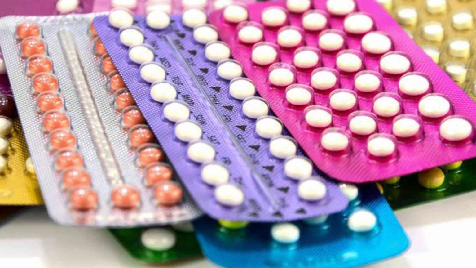 «Pillole per tutte? Meglio informarle sulle opzioni per la fertilità»
