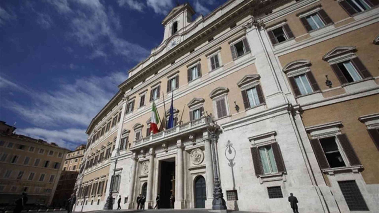 Mini-svolta nucleare, sì alla mozione