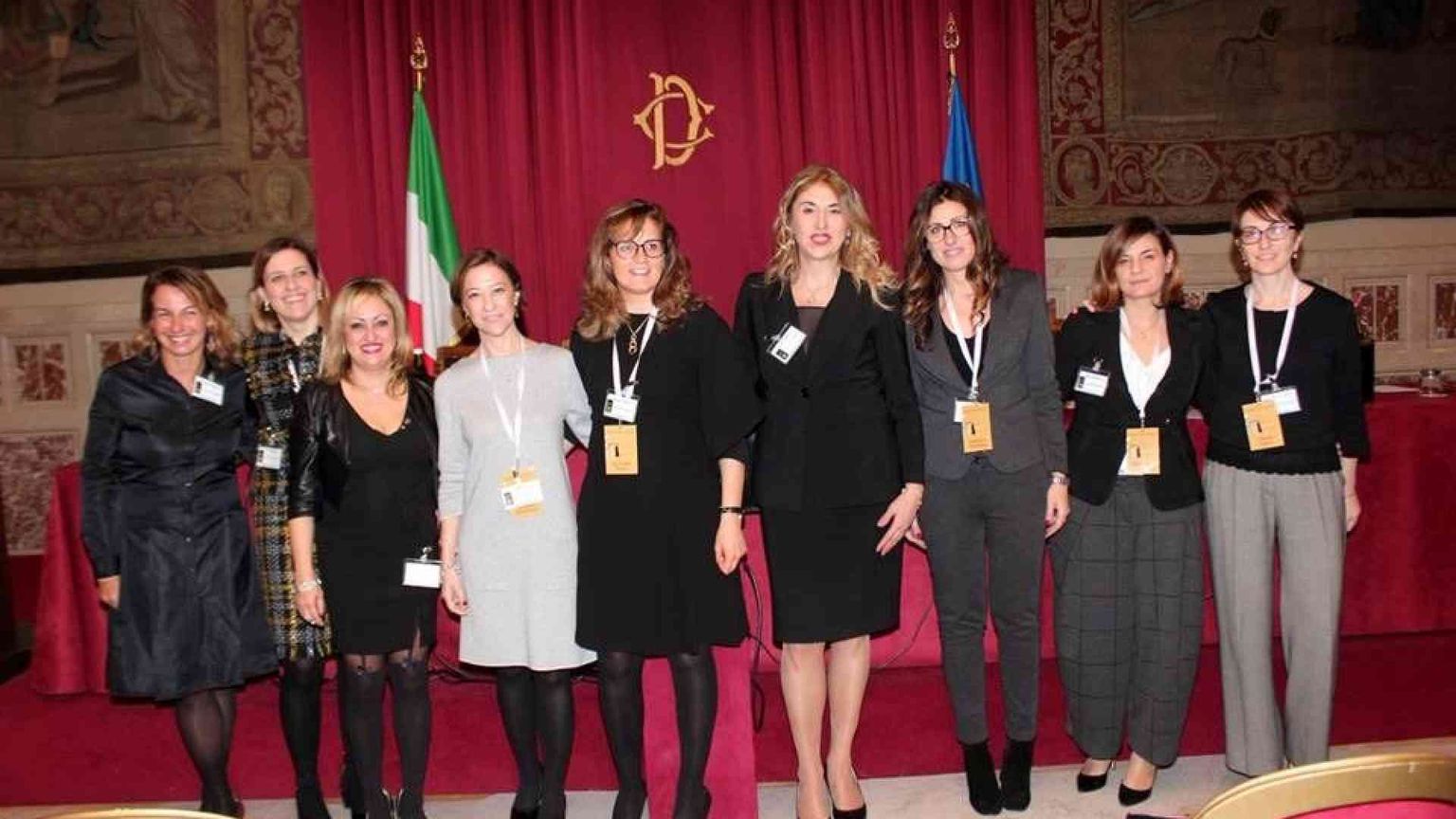 Essere donna è uno svantaggio oncologico: la parità si fa con il welfare