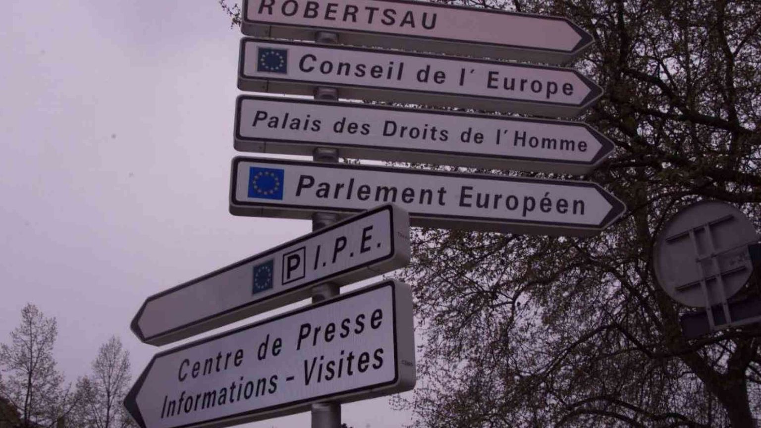 L'Europa sprofondata nel nulla della sua crisi e la forza vitale dei suoi popoli