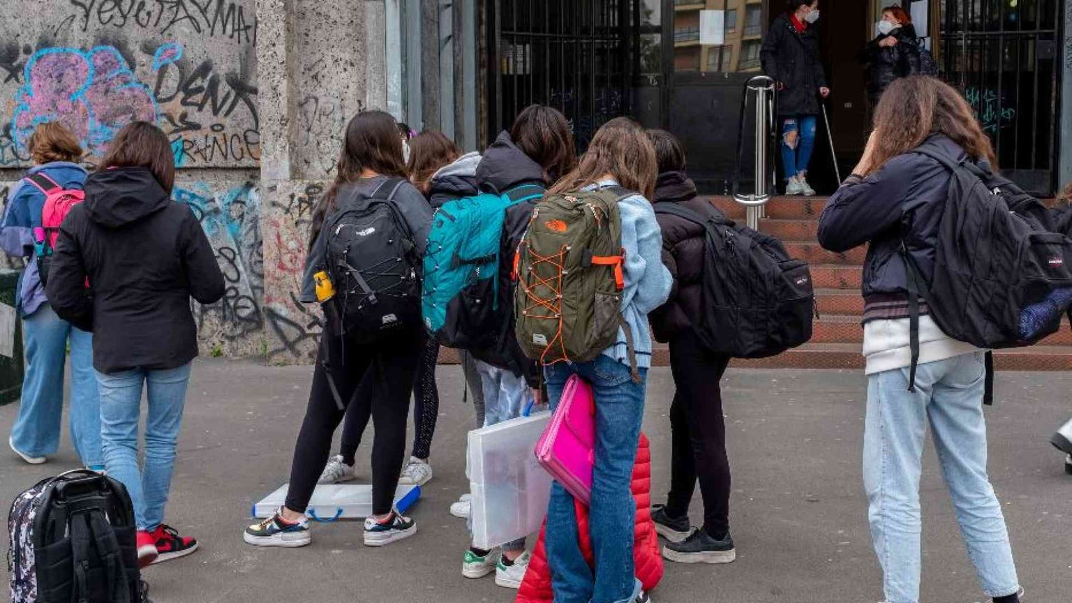 Non solo caffè, ecco la seduta sospesa con lo psicologo per i ragazzi a rischio